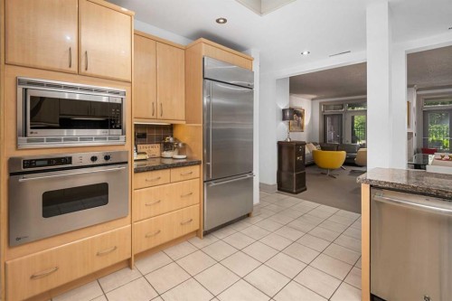 105-670 Princeton Way Sw, Calgary, AB - Indoor Photo Showing Kitchen With Stainless Steel Kitchen