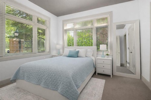 105-670 Princeton Way Sw, Calgary, AB - Indoor Photo Showing Bedroom