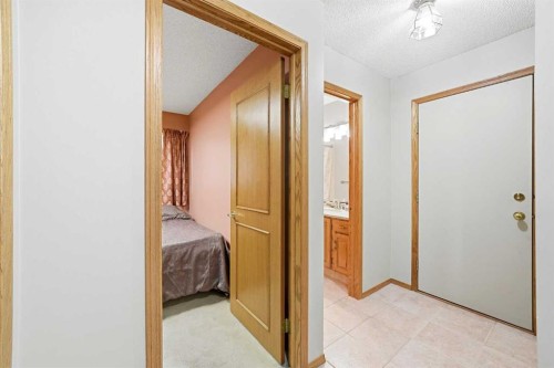 86 Suncanyon Park Se, Calgary, AB - Indoor Photo Showing Other Room