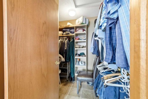 86 Suncanyon Park Se, Calgary, AB - Indoor With Storage