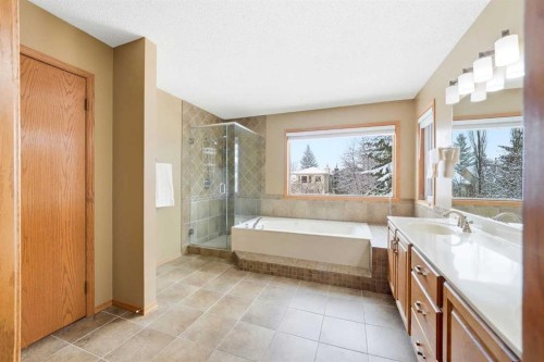 86 Suncanyon Park Se, Calgary, AB - Indoor Photo Showing Bathroom