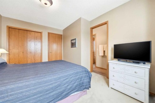 86 Suncanyon Park Se, Calgary, AB - Indoor Photo Showing Bedroom