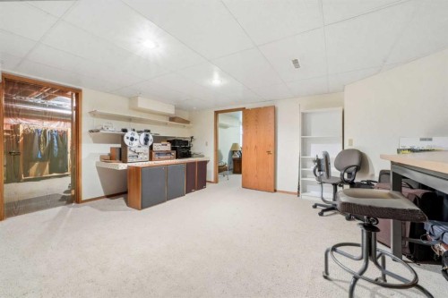 86 Suncanyon Park Se, Calgary, AB - Indoor