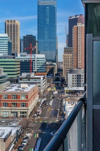 1106-135 13 Avenue Sw, Calgary, AB - Outdoor With Balcony
