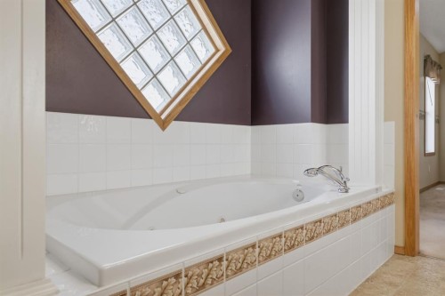 123 Kincora View Nw, Calgary, AB - Indoor Photo Showing Bathroom