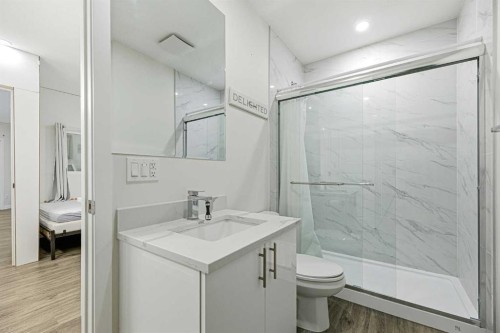 145 Covebrook Close Ne, Calgary, AB - Indoor Photo Showing Bathroom