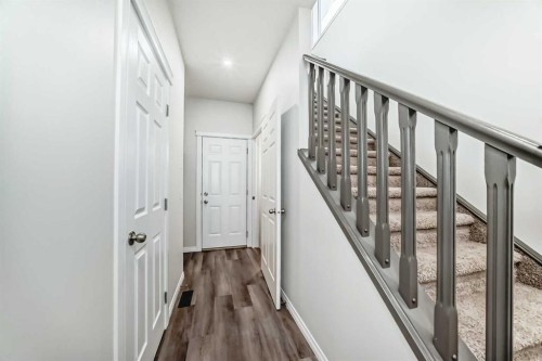 21 Panamount Row Nw, Calgary, AB - Indoor Photo Showing Other Room