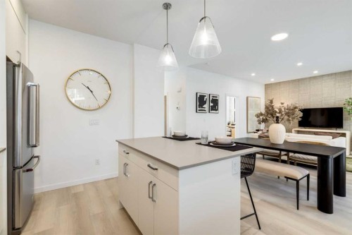1469 Na'A Drive Sw, Calgary, AB - Indoor Photo Showing Kitchen
