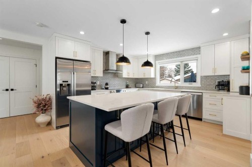 224 Silverview Way Nw, Calgary, AB - Indoor Photo Showing Kitchen With Stainless Steel Kitchen With Upgraded Kitchen
