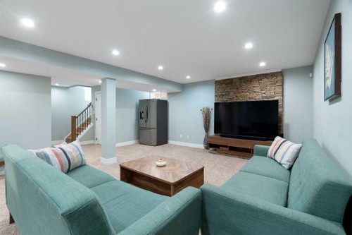 224 Silverview Way Nw, Calgary, AB - Indoor