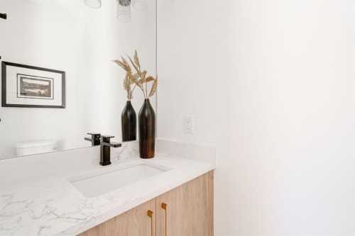 39A Moncton Road Ne, Calgary, AB - Indoor