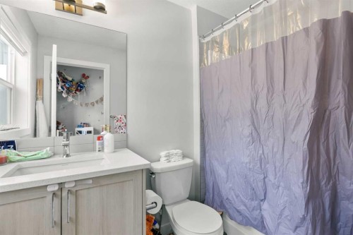 1320 Sage Hill Grove Nw, Calgary, AB - Indoor Photo Showing Bathroom