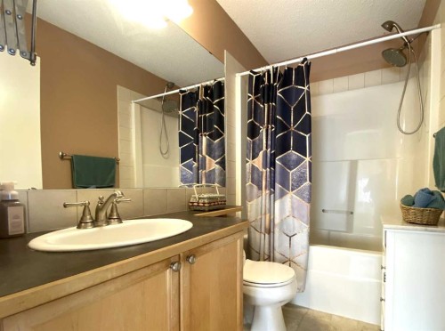 90 Tuscany Springs Heights Nw, Calgary, AB - Indoor Photo Showing Bathroom