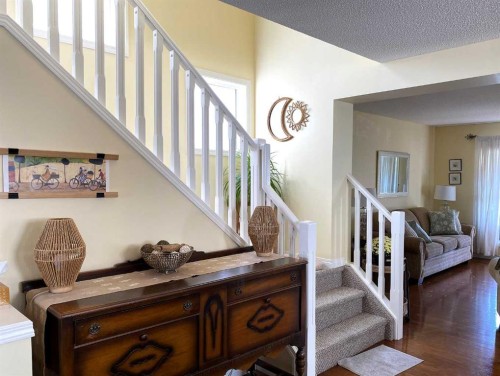 90 Tuscany Springs Heights Nw, Calgary, AB - Indoor Photo Showing Other Room