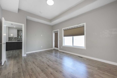 35 Sherview Grove Nw, Calgary, AB - Indoor Photo Showing Other Room