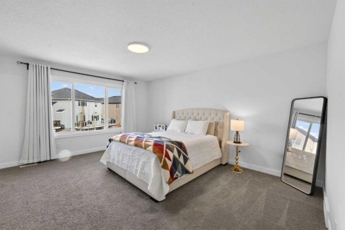 113 Sandpiper Bay, Chestermere, AB - Indoor Photo Showing Bedroom
