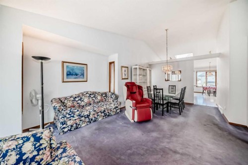 28 Harvest Oak Drive Ne, Calgary, AB - Indoor