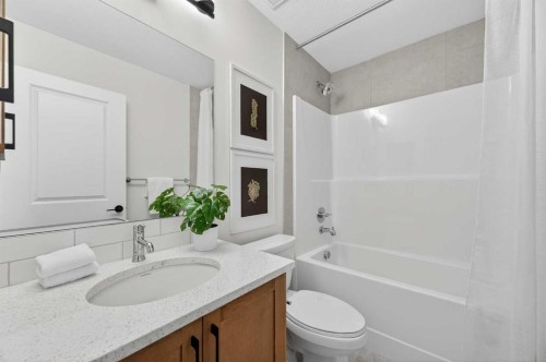 36 Lewiston Common Ne, Calgary, AB - Indoor Photo Showing Bathroom