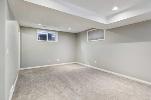 107 Sheep River Bay, Okotoks, AB - Indoor