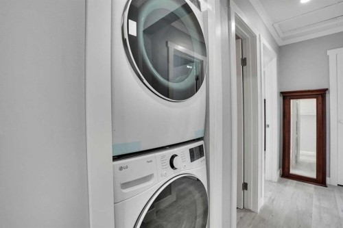 5036 Marshall Road Ne, Calgary, AB - Indoor Photo Showing Laundry Room