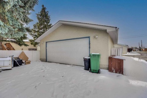 5036 Marshall Road Ne, Calgary, AB - Outdoor With Exterior