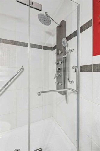 131 Woodglen Way Sw, Calgary, AB - Indoor Photo Showing Bathroom