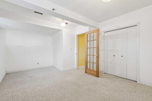 131 Woodglen Way Sw, Calgary, AB - Indoor Photo Showing Other Room