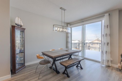 301 Crestmont Drive Sw, Calgary, AB - Indoor Photo Showing Dining Room