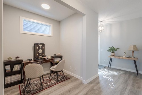 301 Crestmont Drive Sw, Calgary, AB - Indoor Photo Showing Office