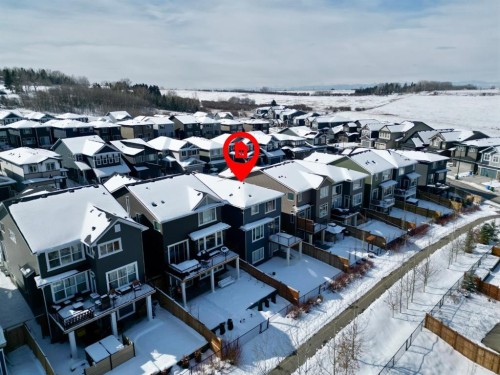 301 Crestmont Drive Sw, Calgary, AB - Outdoor