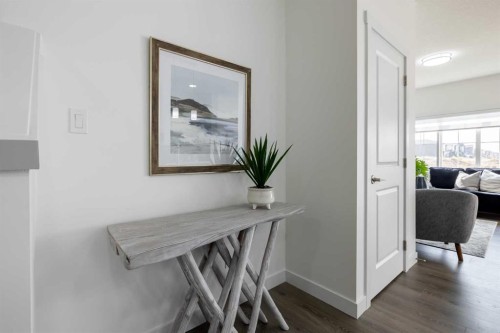 15 Heritage Point, Cochrane, AB - Indoor Photo Showing Other Room