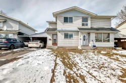 12 Radcliffe Court SECalgary, AB T2A 6B1