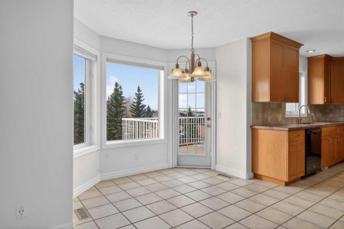 255 Hamptons Terrace Nw, Calgary, AB - Indoor