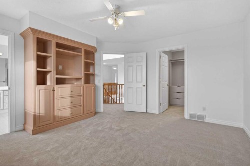 255 Hamptons Terrace Nw, Calgary, AB - Indoor Photo Showing Other Room