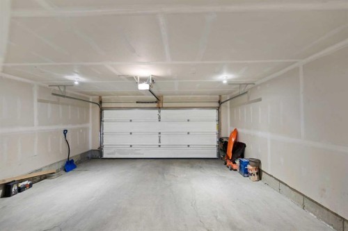 24 Cityscape Row Ne, Calgary, AB - Indoor Photo Showing Garage