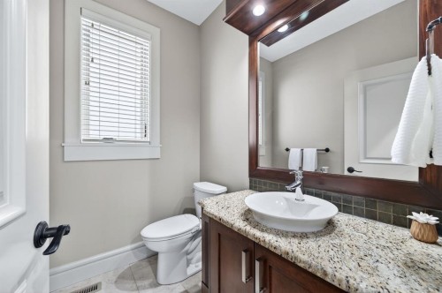 52 Wentworth Crescent Sw, Calgary, AB - Indoor Photo Showing Bathroom