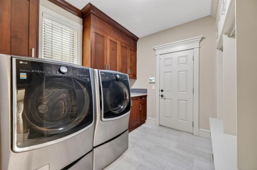 52 Wentworth Crescent Sw, Calgary, AB - Indoor Photo Showing Laundry Room