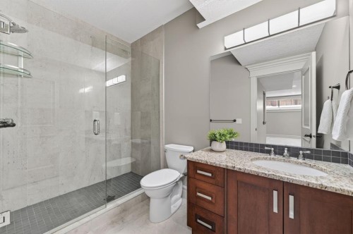 52 Wentworth Crescent Sw, Calgary, AB - Indoor Photo Showing Bathroom