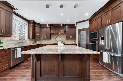 52 Wentworth Crescent Sw, Calgary, AB - Indoor Photo Showing Kitchen With Upgraded Kitchen