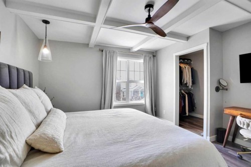 184 Cramond Green Se, Calgary, AB - Indoor Photo Showing Bedroom
