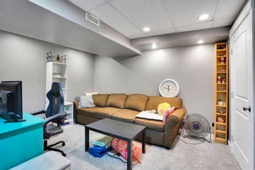 184 Cramond Green Se, Calgary, AB - Indoor