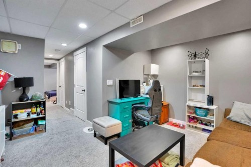 184 Cramond Green Se, Calgary, AB - Indoor