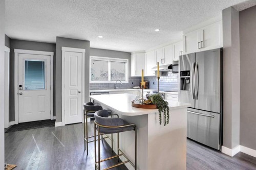 184 Cramond Green Se, Calgary, AB - Indoor Photo Showing Kitchen