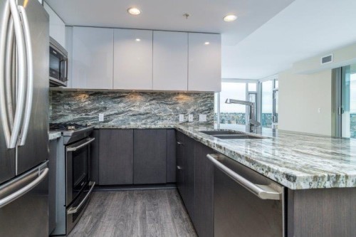 1503-519 Riverfront Avenue Se, Calgary, AB - Indoor Photo Showing Kitchen With Stainless Steel Kitchen With Double Sink With Upgraded Kitchen