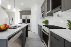 442 Heartland Way Cochrane, AB T4C 3L7