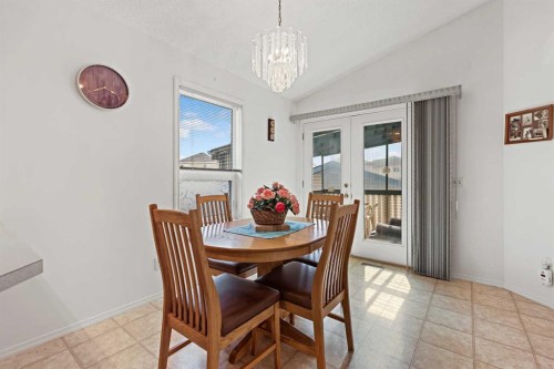 272 Saddlemead Road Ne, Calgary, AB - Indoor Photo Showing Dining Room