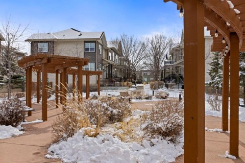 237 Mckenzie Towne Link Se, Calgary, AB - Outdoor