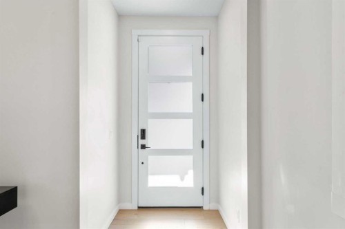 1104 Cranbrook Gardens Se, Calgary, AB - Indoor Photo Showing Other Room