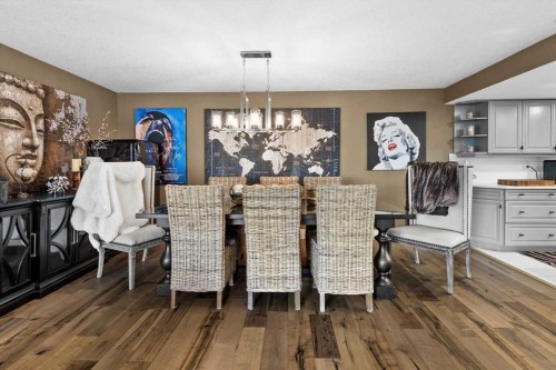 302-320 Meredith Road Ne, Calgary, AB - Indoor Photo Showing Dining Room