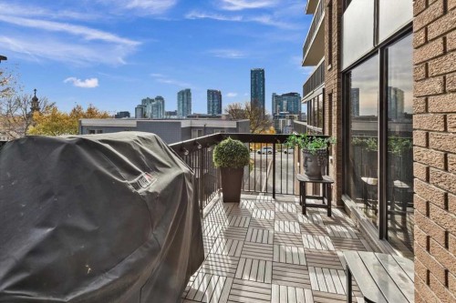 302-320 Meredith Road Ne, Calgary, AB - Outdoor